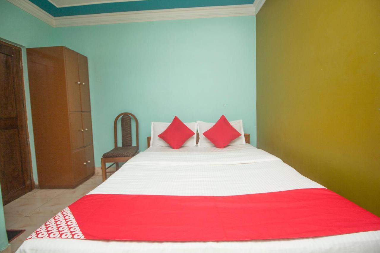 Oyo 48133 Hotel Payel Māldah Eksteriør billede