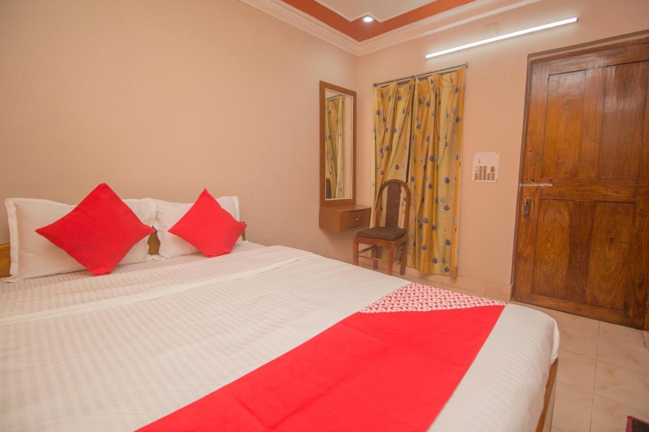 Oyo 48133 Hotel Payel Māldah Eksteriør billede