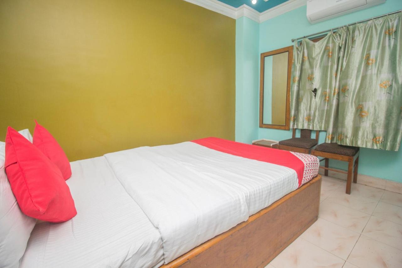 Oyo 48133 Hotel Payel Māldah Eksteriør billede