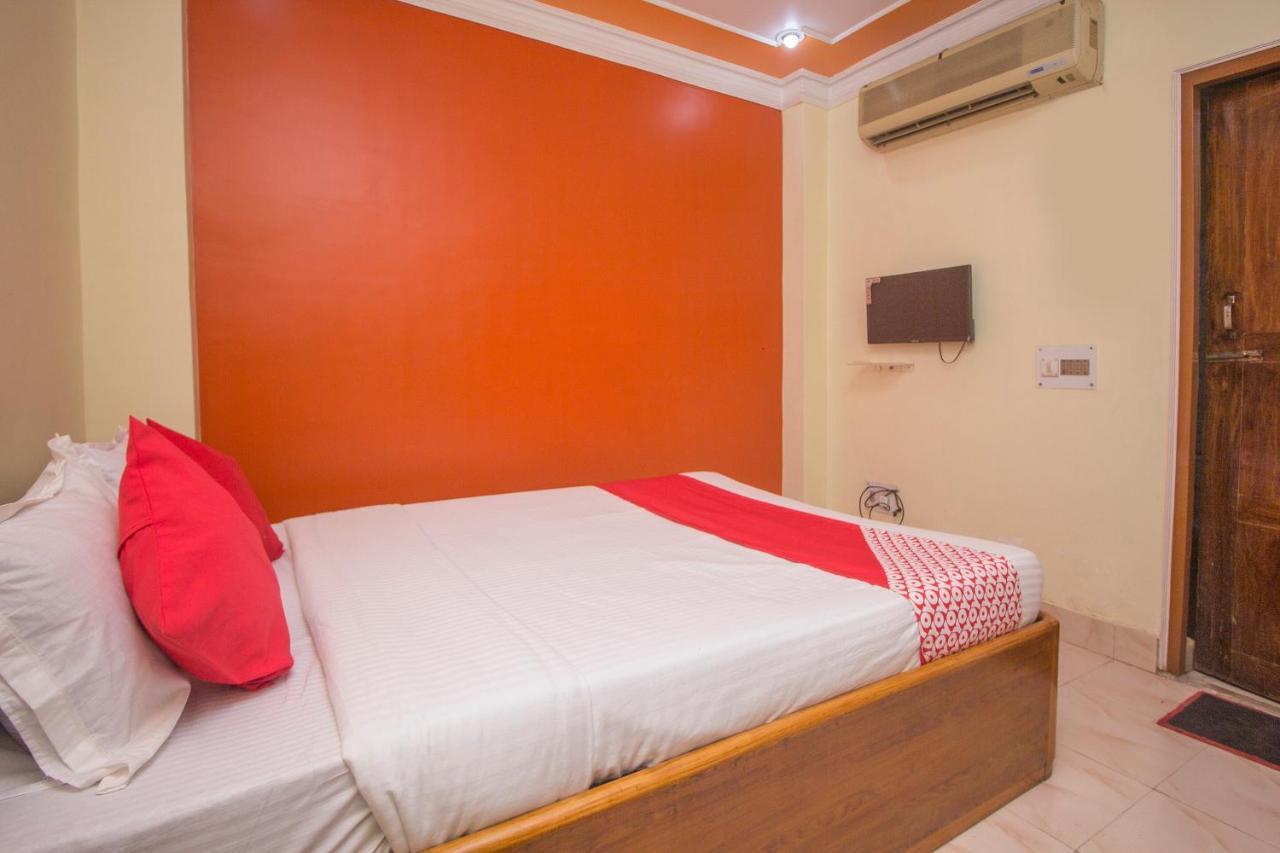 Oyo 48133 Hotel Payel Māldah Eksteriør billede