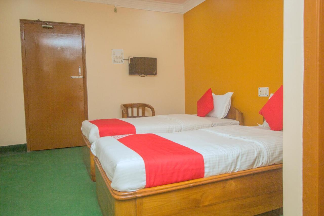 Oyo 48133 Hotel Payel Māldah Eksteriør billede